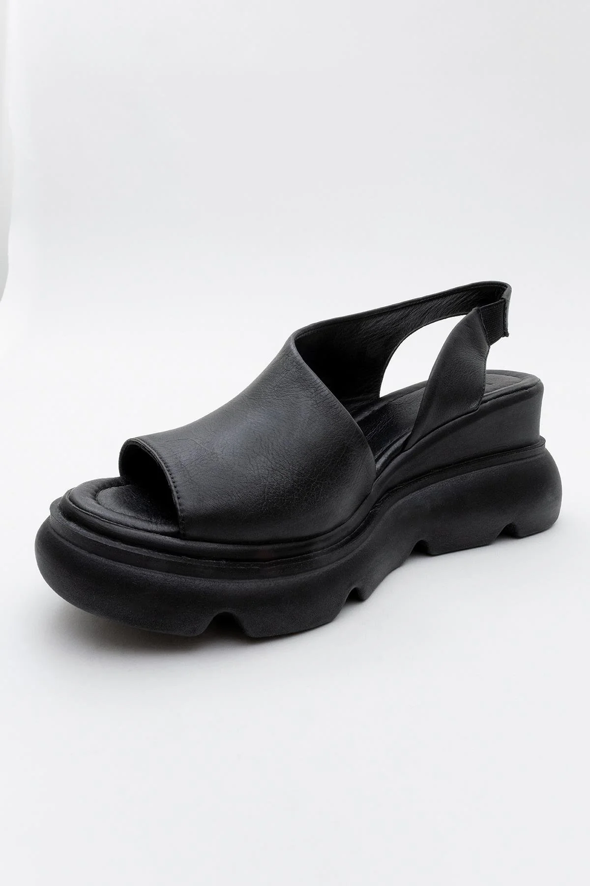 Agusto - Black Leather Platform Sandal (Women) - Image 3