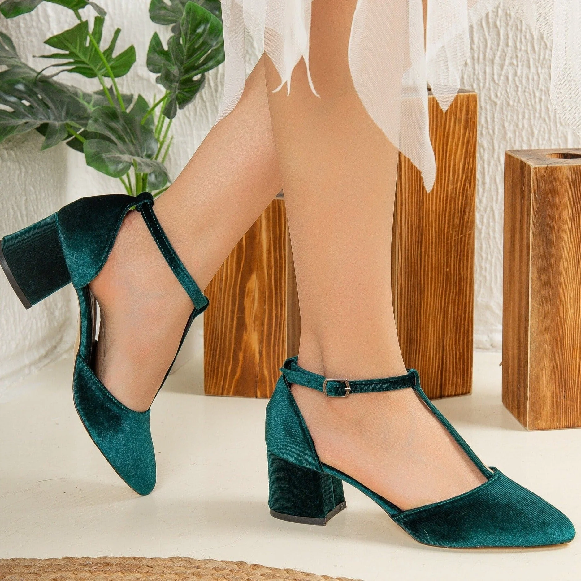 Anicette - Emerald Green Velvet Shoes - Image 5